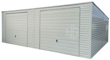 Blechgarage 8x7m - 2x Schwingtor - Weiß - Dachrinnen - Flachdach GP524