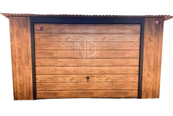 Blechgarage 4x7m Schwingtor - Helles Walnussholz - Holzoptik - Flachdach GP113